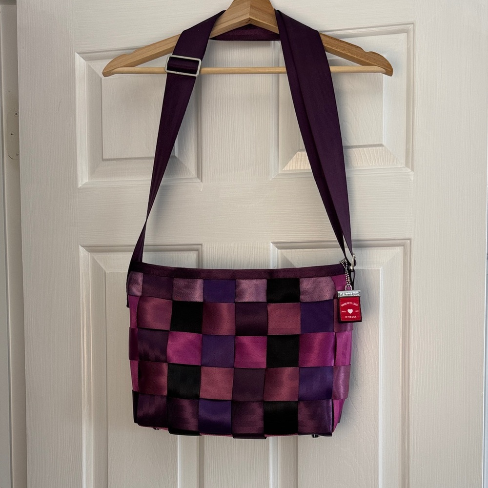 Harveys Purple Multi-colored Checkered Shoulder Messenger Seatbelt Bag